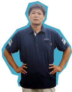 作業服を着た男性スタッフの写真